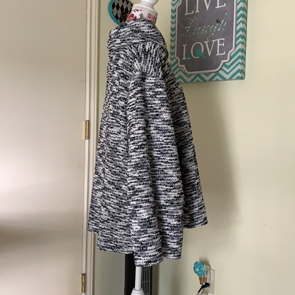 Westbound Woman Cowl Sweater - Picture 8 of 10